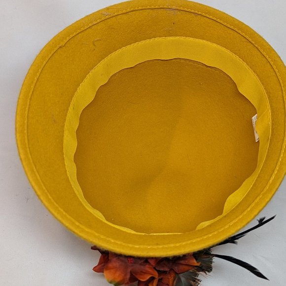 Flapper girls inspired 1920's style felt hat - Picture 4 of 4